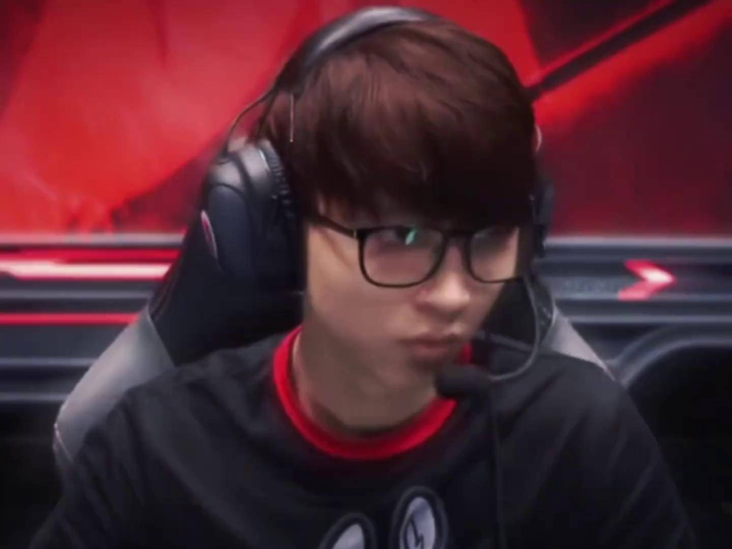 关于GEN横扫MAD,Hanssama开启传奇时刻顶尖较量小组赛,留下经典瞬间的信息 关于GEN横扫MAD,Hanssama开启传奇时刻顶尖较量小组赛,留下经典瞬间的信息