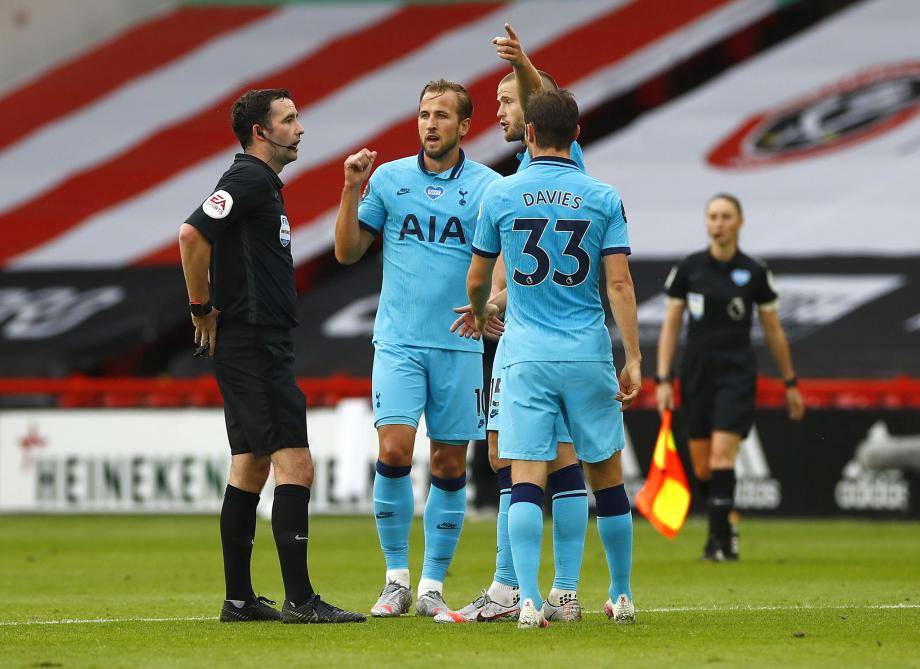 国内球队战绩角逐争霸不落下风,稳步上升 国内球队战绩角逐争霸不落下风,稳步上升