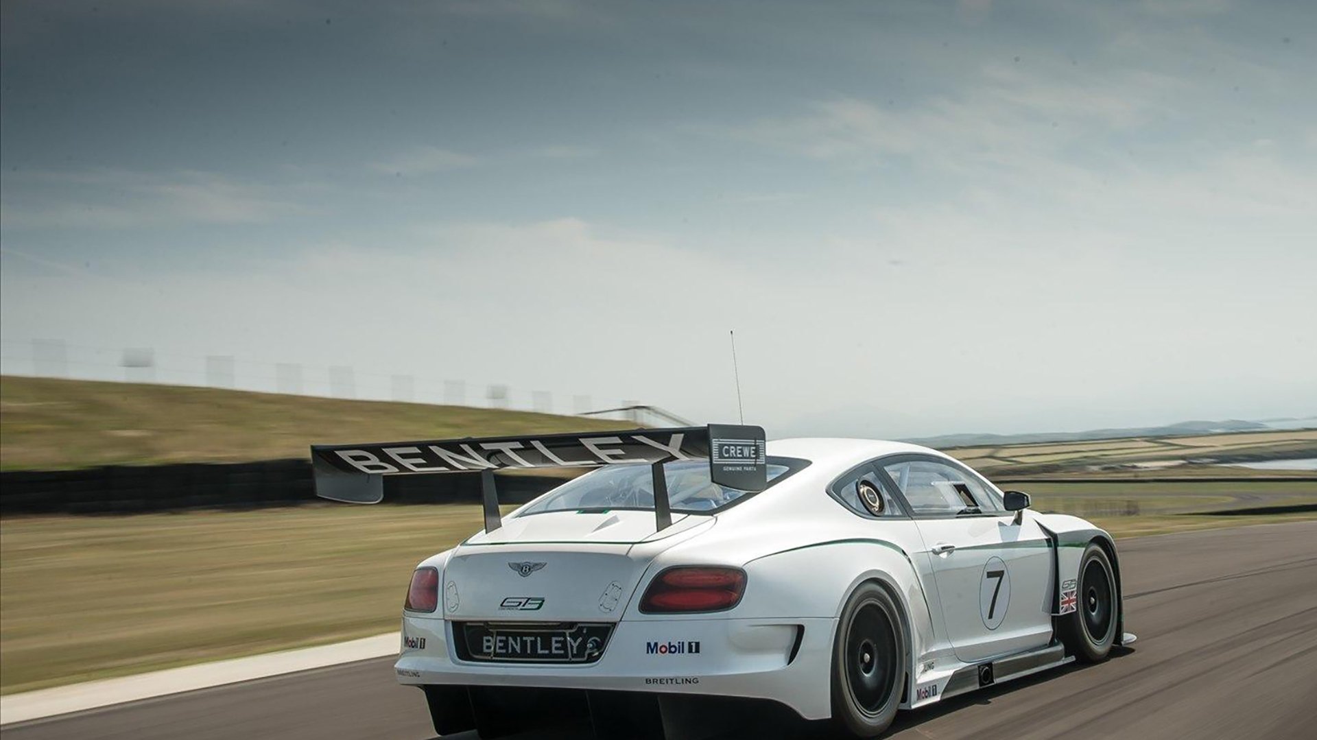 雷霆粉碎广厦队?等等,这剧本不对啊—当NBA季后赛撞破次元壁